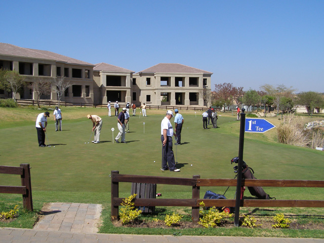 19.The Putters 1